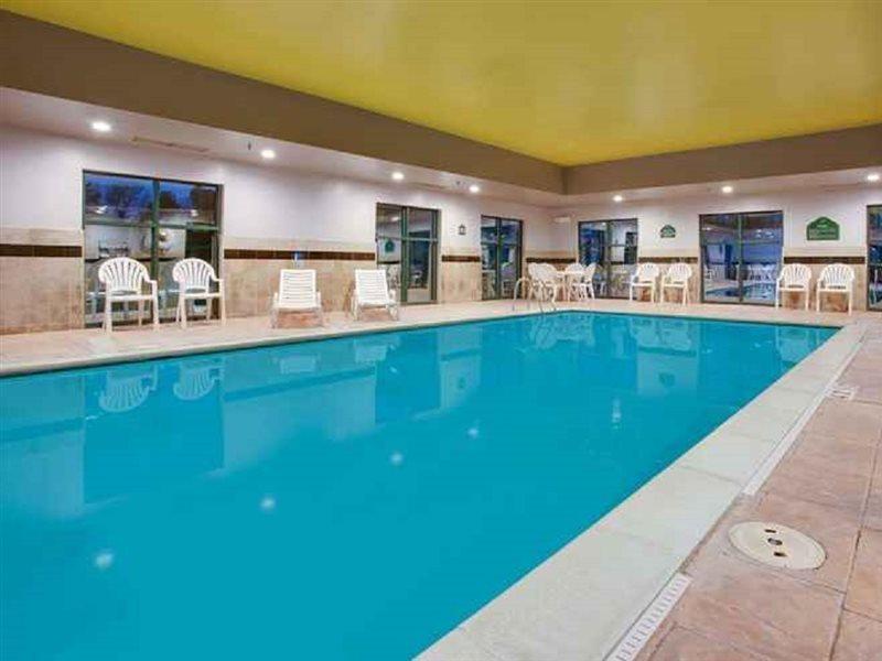 Fairfield Inn & Suites By Marriott Virginia Beach/Norfolk Airport Екстериор снимка