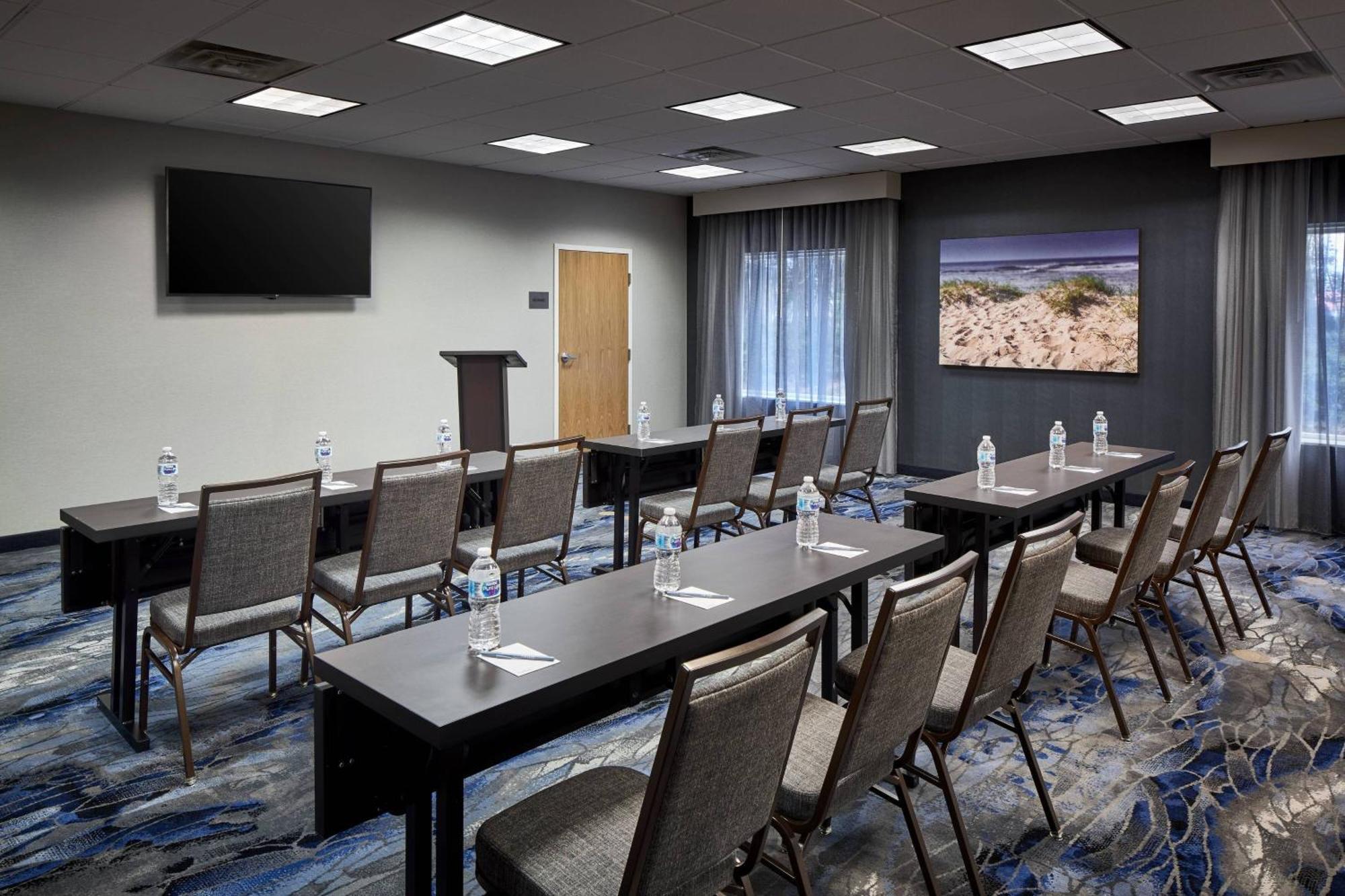 Fairfield Inn & Suites By Marriott Virginia Beach/Norfolk Airport Екстериор снимка