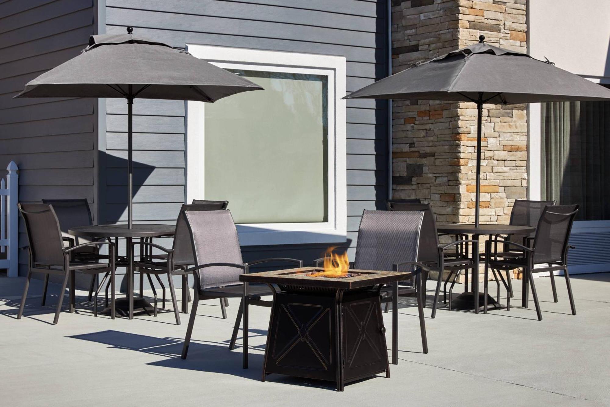 Fairfield Inn & Suites By Marriott Virginia Beach/Norfolk Airport Екстериор снимка